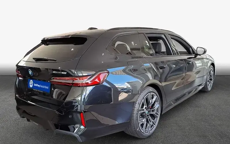 Neu BMW i5 Performance 250 kW (340 PS) 2026 Schwarz Kombi
