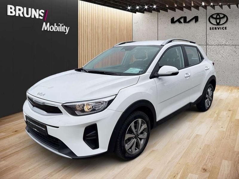 Second-hand Kia Stonic Vision 101 CP (74 kW) 2025 Alb SUV