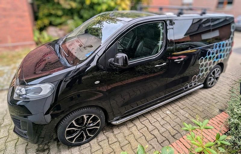 Gebraucht 2016 Citroën Spacetourer Shine Van | 28.999 € (Fairer Preis) - Bild 1/4