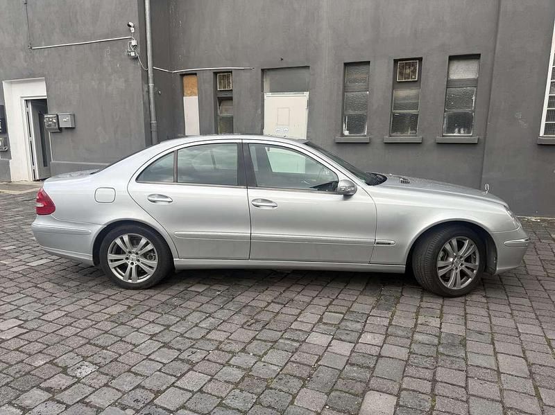 Brugt Mercedes E320 Elegance 204 HK (150 kW) 2005 Grå Sedan