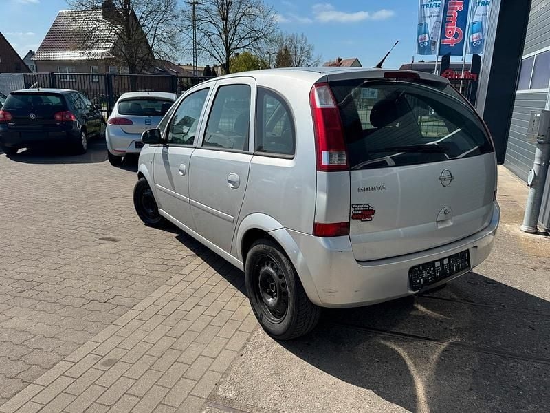 Second-hand Opel Meriva 80 CP (58 kW) 2006 Argintiu Monovolum