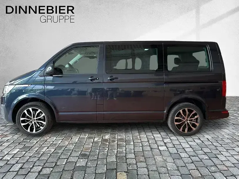Gebraucht VW Multivan Comfortline 204 PS (150 kW) 2021 Starlight blue metallic Van / Kleinbus