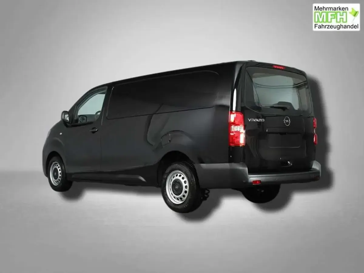 Nowe Opel Vivaro 150 KM (110 kW) 2026 Czarny Minivan