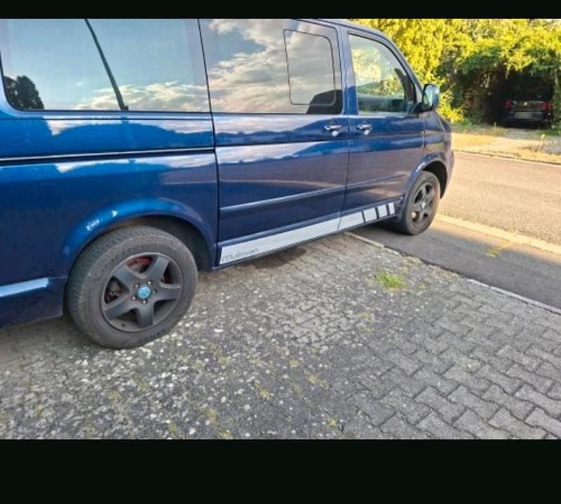 Używany VW T5 Highline 174 KM (127 kW) 2005 Niebieski Van