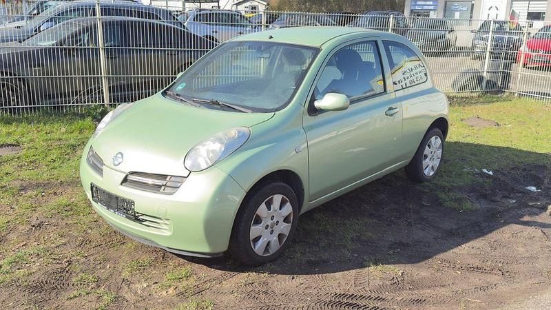 Gebraucht Nissan Micra 65 PS (47 kW) 2004 Grün Kleinwagen