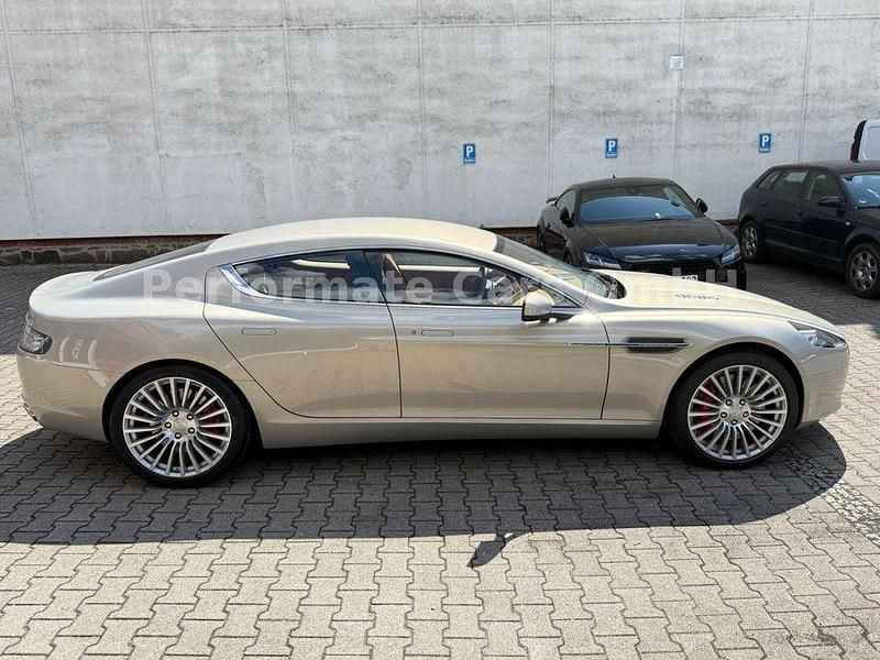 Second-hand Aston Martin Rapide 476 CP (350 kW) 2012 Argintiu Berlinǎ