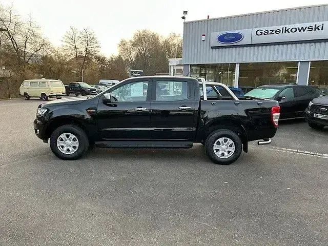 Używany Ford Ranger XLT 170 KM (125 kW) 2020 Czarny Pickup