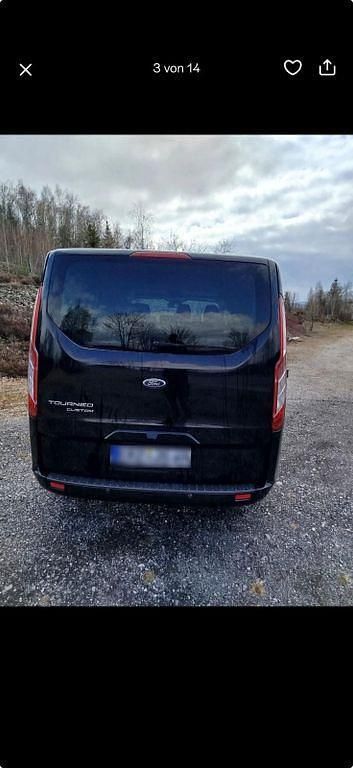 Gebraucht Ford Tourneo 131 PS (96 kW) 2015 Schwarz Van / Kleinbus