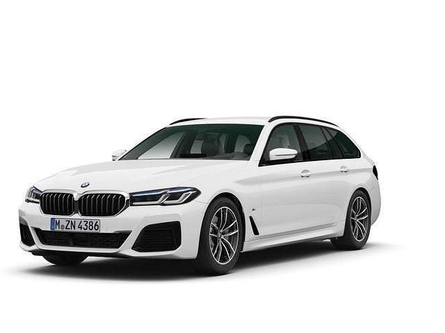 Weiß Gebraucht 2024 BMW 520 M Sport Kombi | 47.930 € (Guter Preis) - Bild 1/4