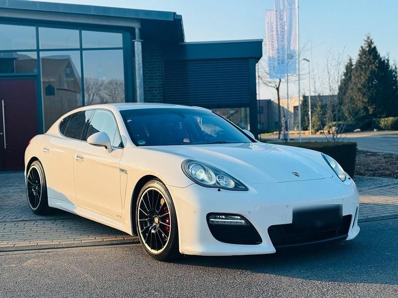 Gebraucht Porsche Panamera 4S Sport 400 PS (294 kW) 2011 Weiß Limousine
