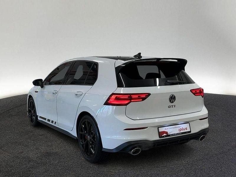 Gebraucht VW Golf VIII GTI 300 PS (220 kW) 2024 Pure white/schwarz Limousine