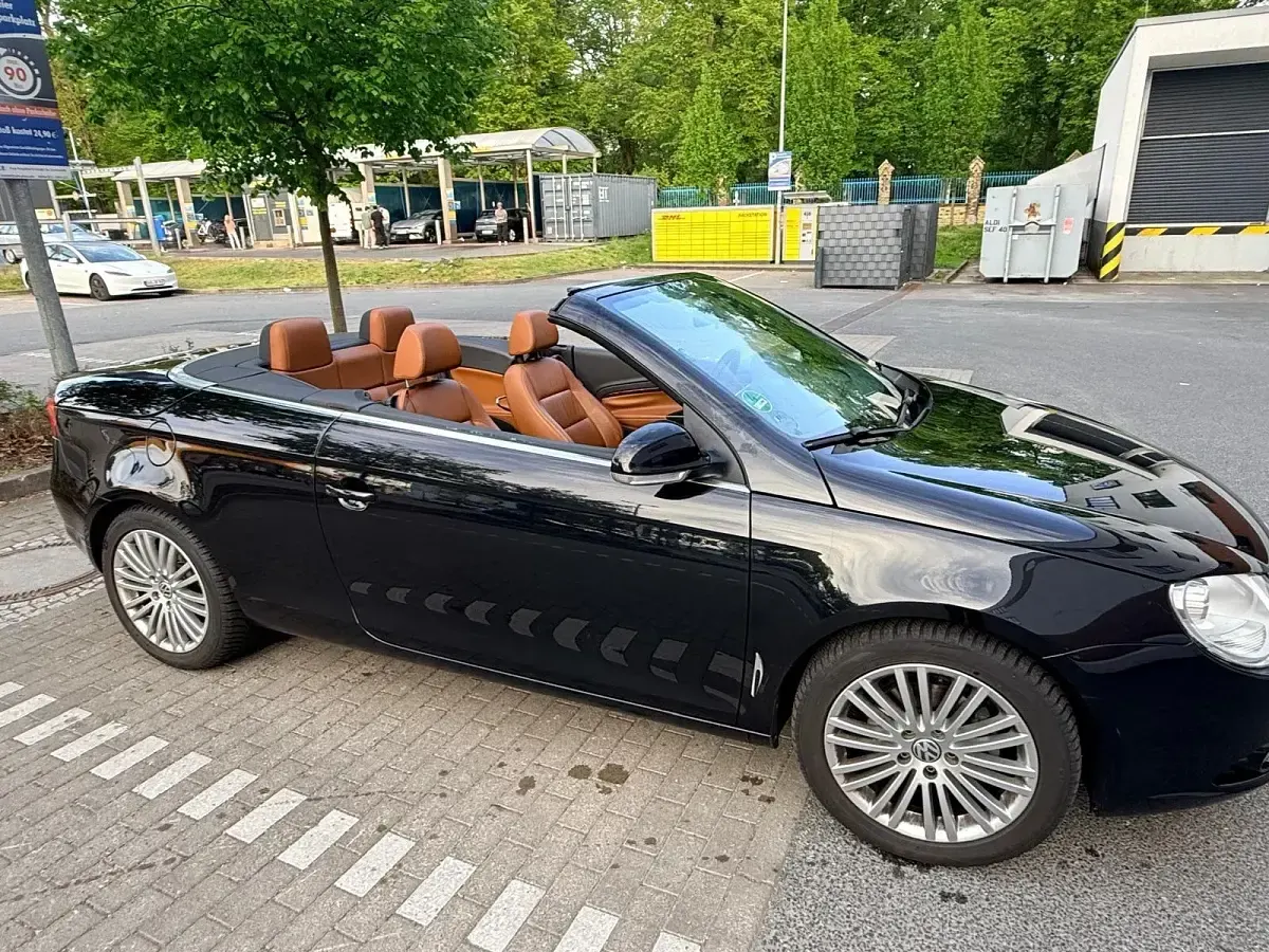 Brugt VW Eos 122 HK (89 kW) 2008 Sort Cabriolet