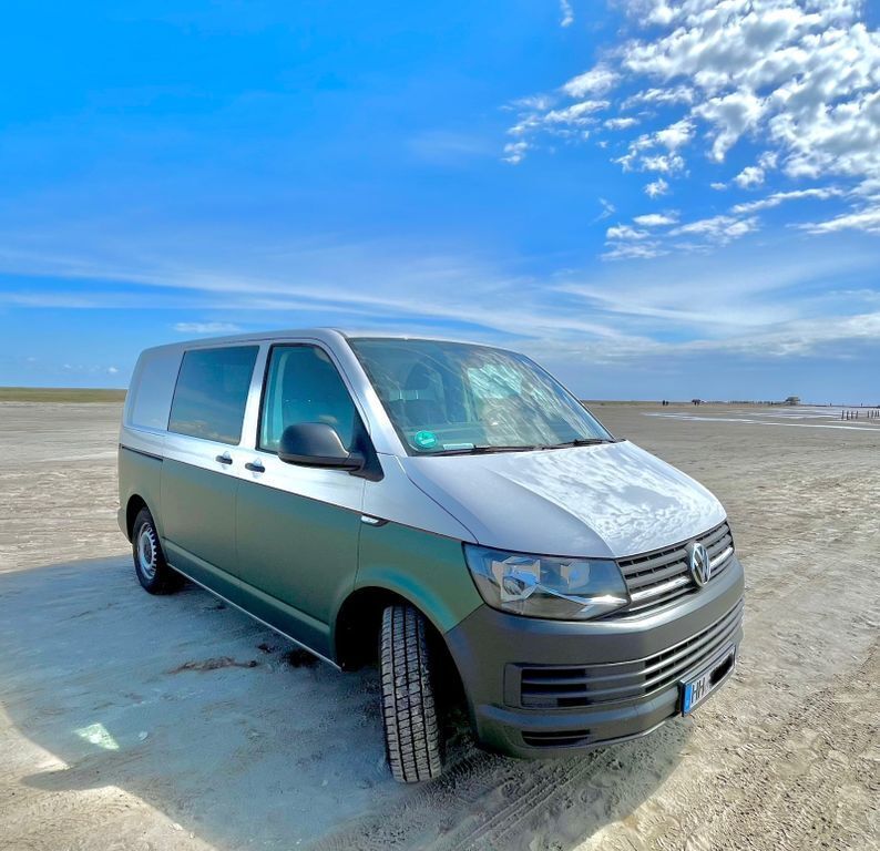 Weiß Gebraucht 2016 VW T6 Van | 34.500 € - Bild 1/4