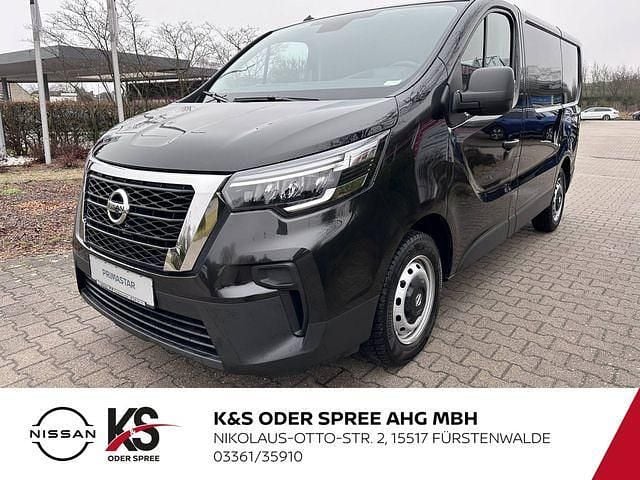 Schwarz / jet black (metallic) Gebraucht 2022 Nissan Primastar Acenta Van / Kleinbus | 21.990 € (Superpreis) - Bild 1/4