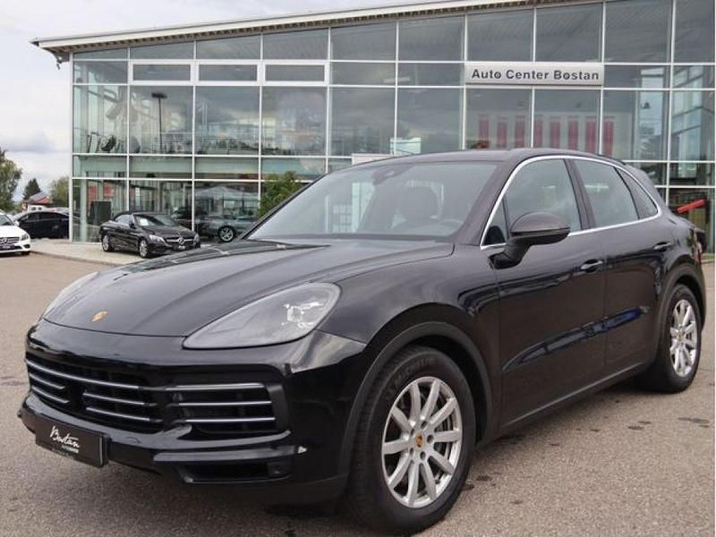Gebraucht Porsche Cayenne 441 PS (324 kW) 2019 Schwarz (metallic) SUV