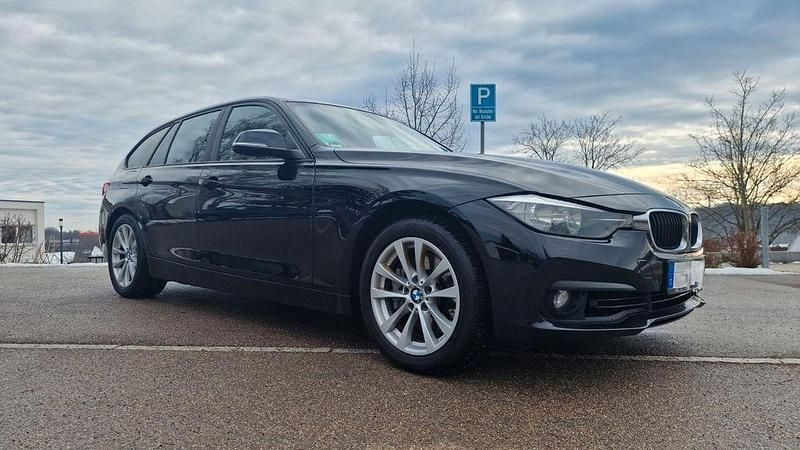 Gebraucht BMW 335 Advantage 313 PS (230 kW) 2016 Schwarz Kombi