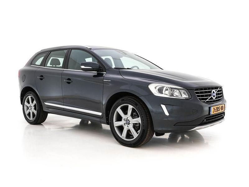 Grau Gebraucht 2014 Volvo XC60 Ocean Race SUV | 11.145 € (Etwas zu teuer) - Bild 1/4