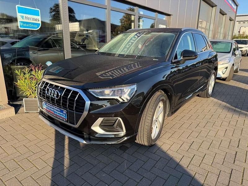 Mythosschwarz Gebraucht 2019 Audi Q3 Advanced SUV | 27.950 € (Fairer Preis) - Bild 1/4