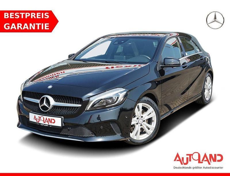 Schwarz Gebraucht 2017 Mercedes A250 Urban Limousine | 20.490 € (Fairer Preis) - Bild 1/4