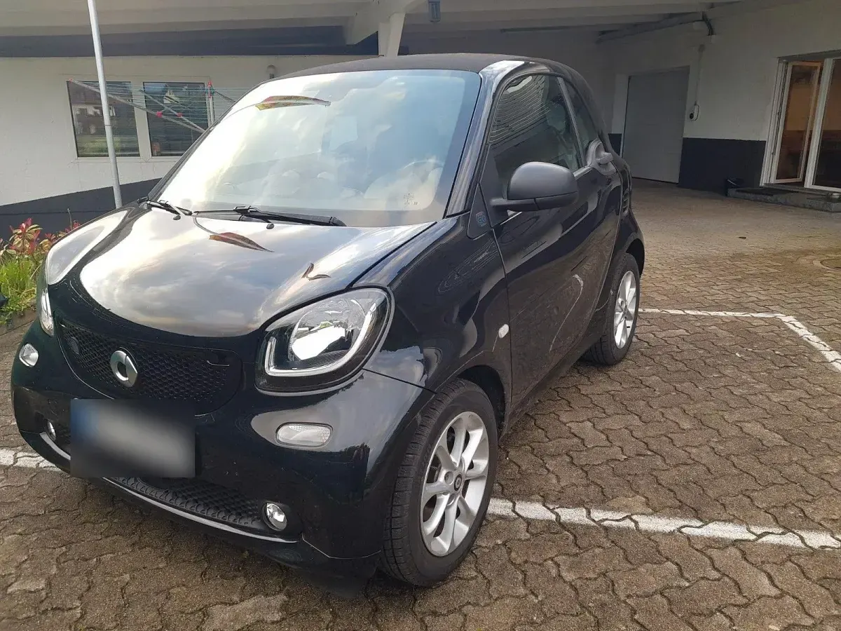 Gebraucht Smart ForTwo Coupé Prime 60 kW (82 PS) 2020 Schwarz Coupé