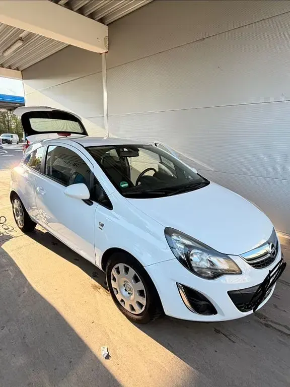Gebraucht Opel Corsa Energy 87 PS (63 kW) 2014 Weiß Kleinwagen