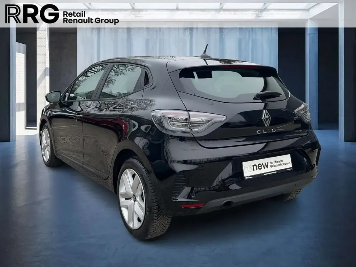 Second-hand Renault Clio V Evolution 91 CP (66 kW) 2023 Negru Hatchback