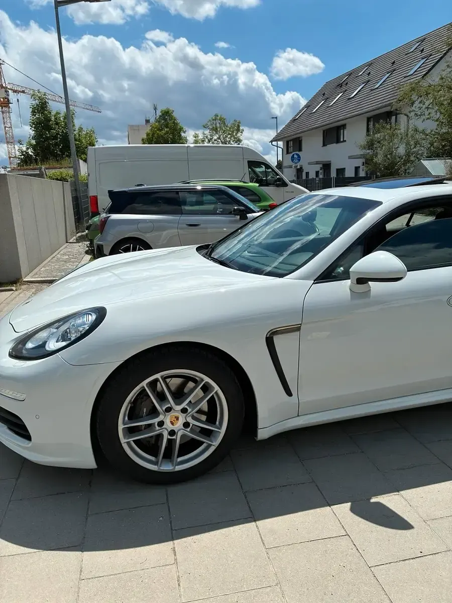Gebraucht Porsche Panamera 310 PS (228 kW) 2015 Weiß Kleinwagen