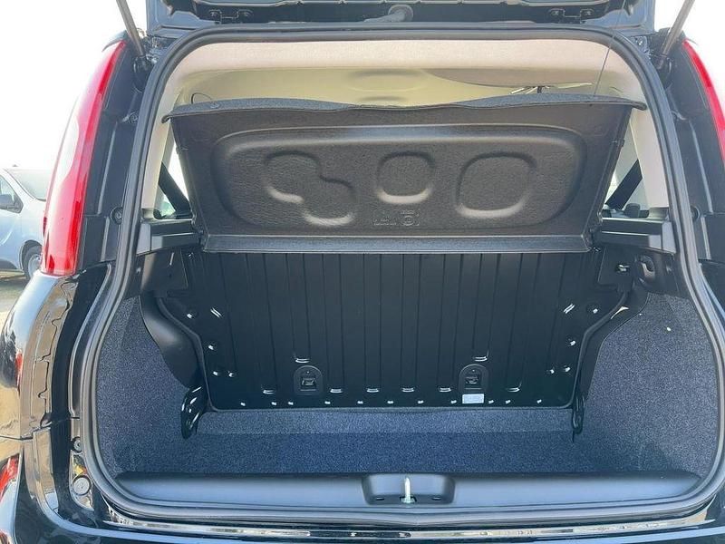 Gebraucht Fiat Panda 69 PS (50 kW) 2024 Schwarz Limousine