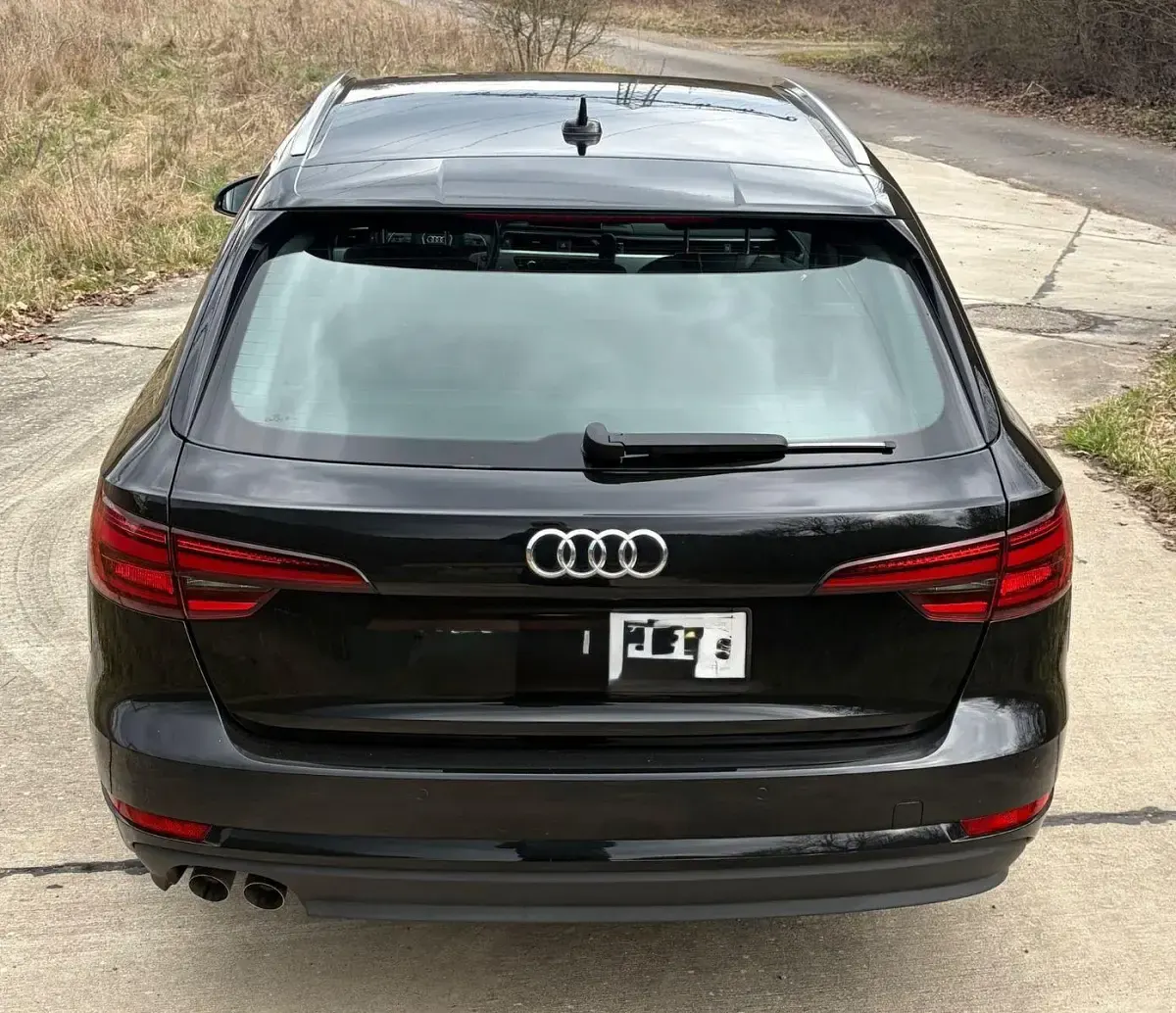 Używany Audi A4 190 KM (139 kW) 2017 Czarny Kombi