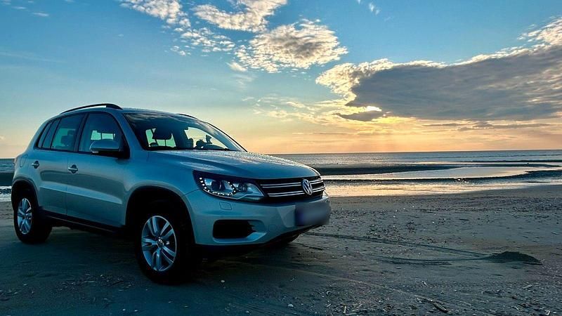 Gebraucht VW Tiguan 140 PS (102 kW) 2012 Silber SUV