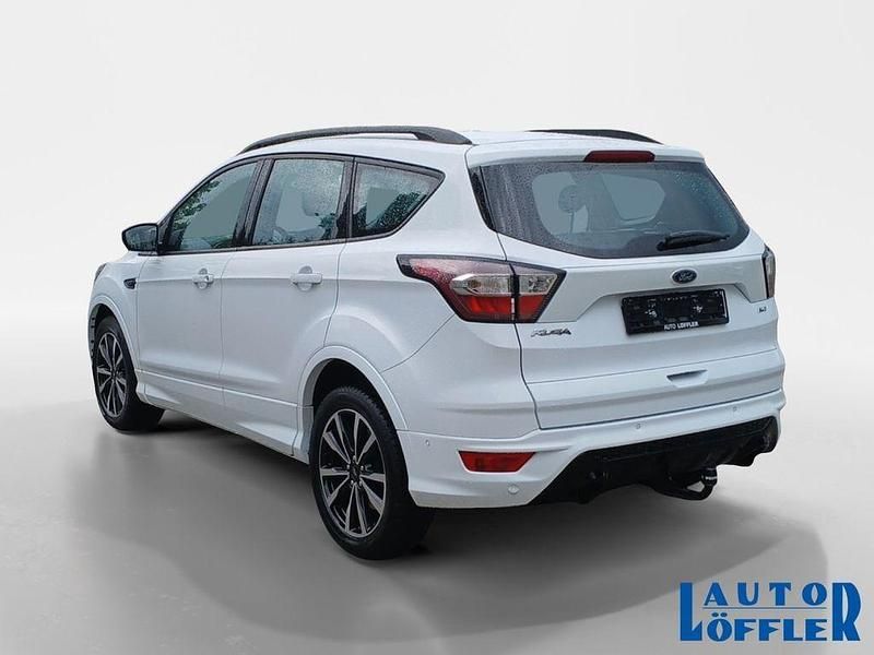 Gebraucht Ford Kuga ST-Line 150 PS (110 kW) 2019 Frostweiß SUV