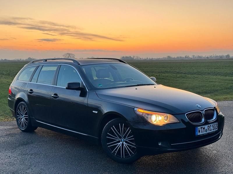 Schwarz Gebraucht 2009 BMW 530 Kombi | 5.500 € (Superpreis) - Bild 1/4