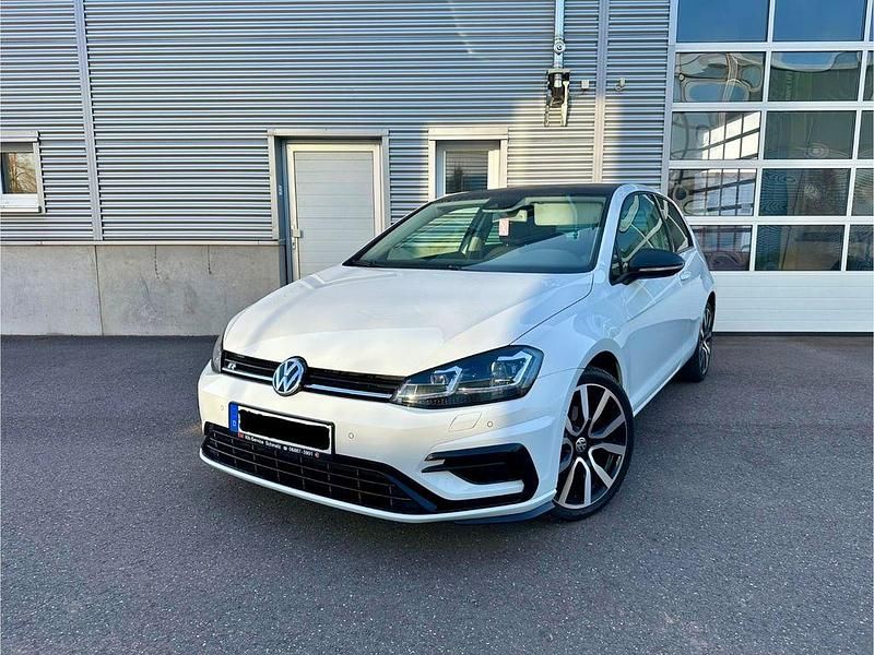 Gebraucht VW Golf VII R-line 140 PS (102 kW) 2013 Weiß Limousine
