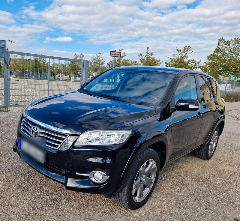 Schwarz Gebraucht 2011 Toyota RAV4 Executive SUV | 4.990 € (Superpreis) - Bild 1/4