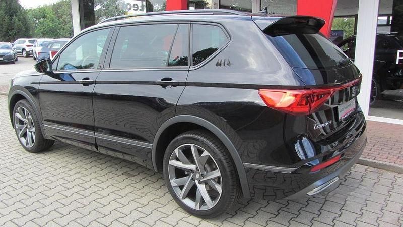 Gebraucht Seat Tarraco FR 150 PS (110 kW) 2023 Deep schwarz metallic SUV