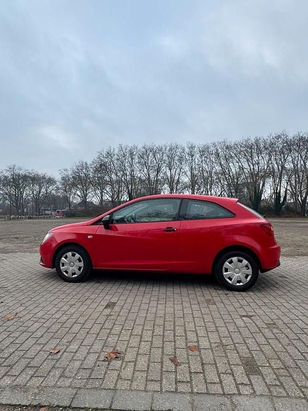 Rot Gebraucht 2014 Seat Ibiza Kleinwagen | 3.450 € (Superpreis) - Bild 1/4