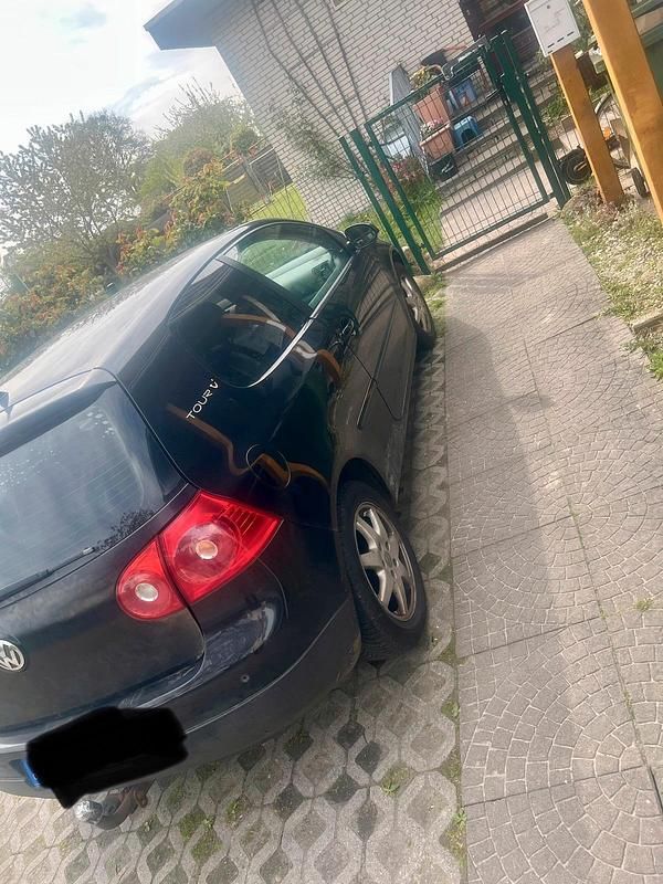 Second-hand VW Golf 116 CP (85 kW) 2007 Negru Coupe