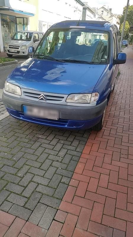 Blau Gebraucht 2000 Citroën Berlingo Van / Kleinbus | 1.900 € (Fairer Preis) - Bild 1/4