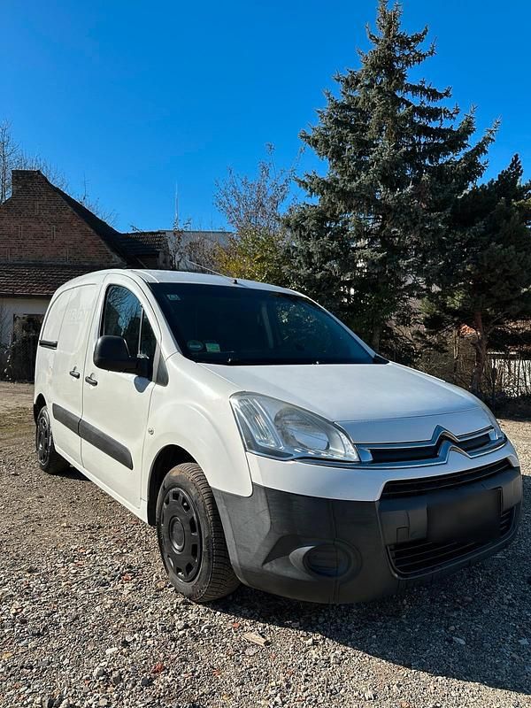 Gebraucht Citroën Berlingo 77 PS (56 kW) 2014 Weiß Van / Kleinbus