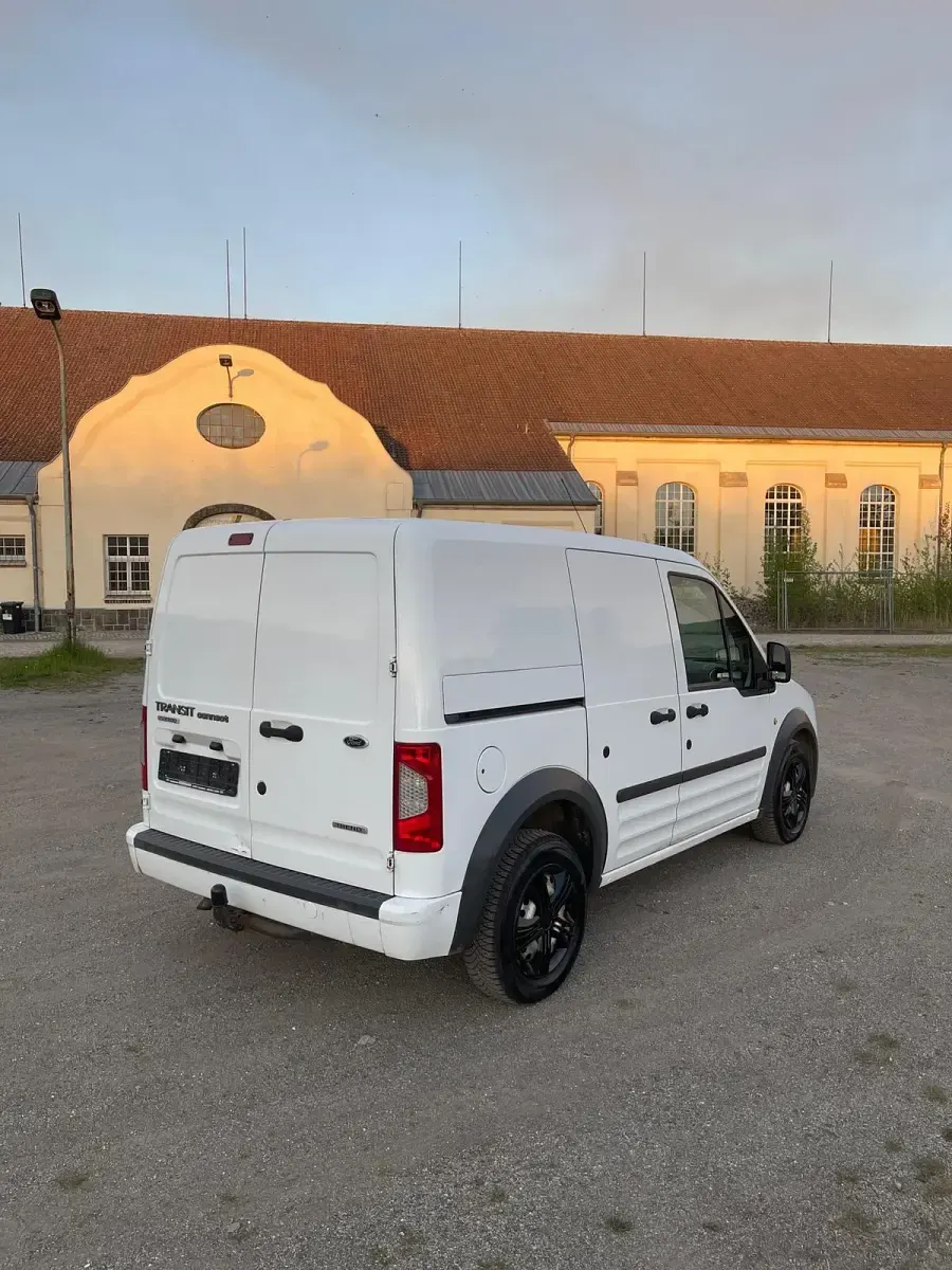 Gebraucht Ford Transit Connect 75 PS (55 kW) 2012 Weiß Van / Kleinbus