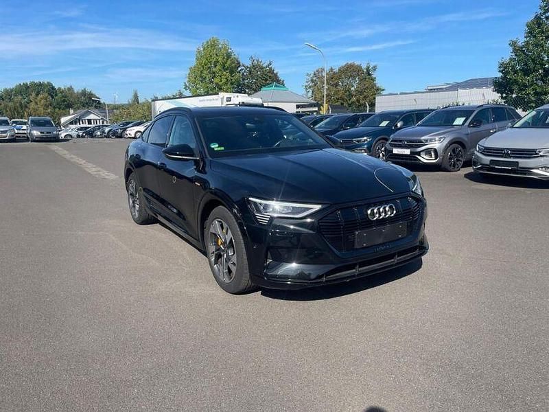 Schwarz Gebraucht 2022 Audi e-tron S-Line SUV | 32.650 € (Fairer Preis) - Bild 1/3