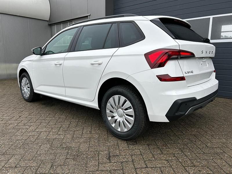 Neu Skoda Kamiq Selection 116 PS (85 kW) 2025 Candyweiß SUV