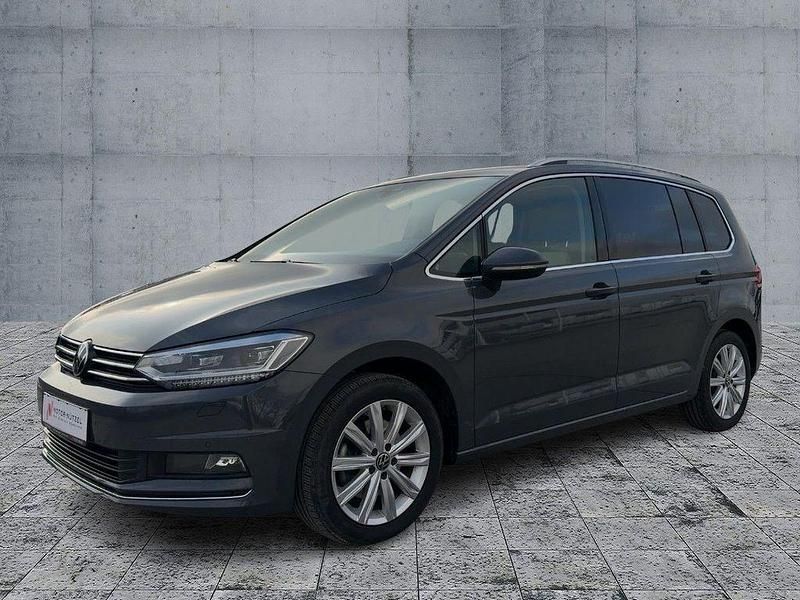 Gebraucht VW Touran 150 PS (110 kW) 2024 Grau Van / Kleinbus