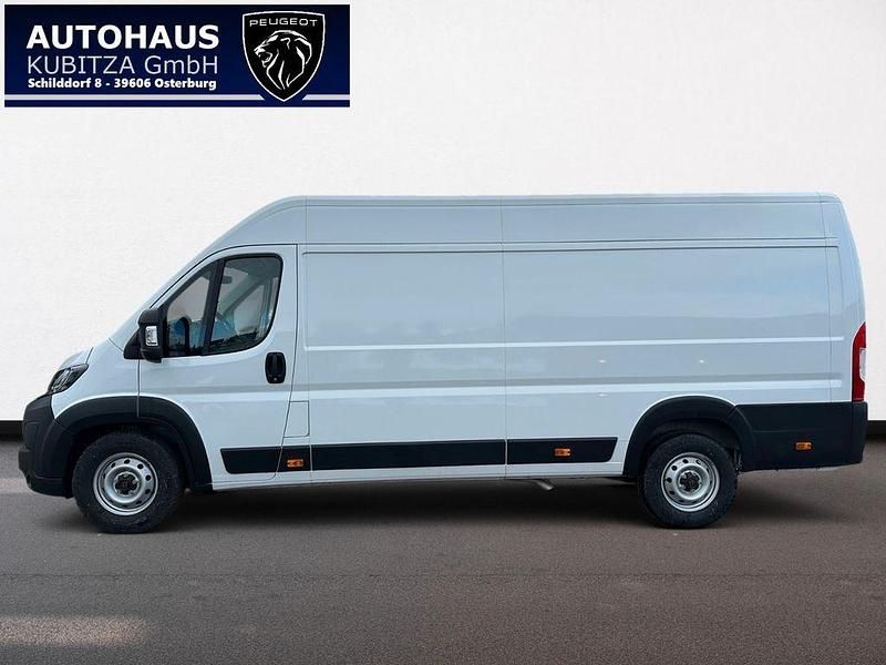 Gebraucht Peugeot Boxer 140 PS (102 kW) 2024 Weiß Van