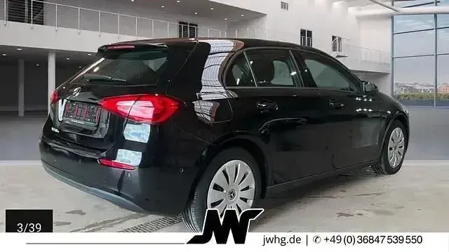 Gebraucht Mercedes A250 218 PS (160 kW) 2021 Schwarz Limousine