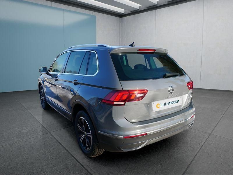 Gebraucht VW Tiguan 150 PS (110 kW) 2021 Grau SUV