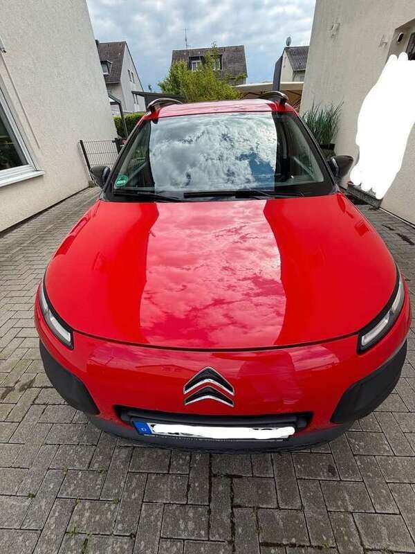Rot Gebraucht 2015 Citroën C4 Cactus Feel Kleinwagen | 6.999 € (Guter Preis) - Bild 1/4