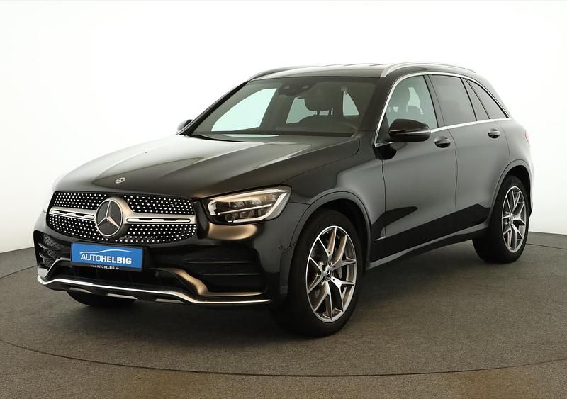 Schwarz Gebraucht 2021 Mercedes GLC220 AMG Van / Kleinbus | 35.880 € (Etwas zu teuer) - Bild 1/4