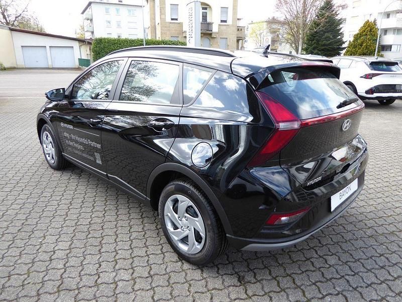 Neu Hyundai Bayon Select 101 PS (74 kW) 2025 Schwarz SUV