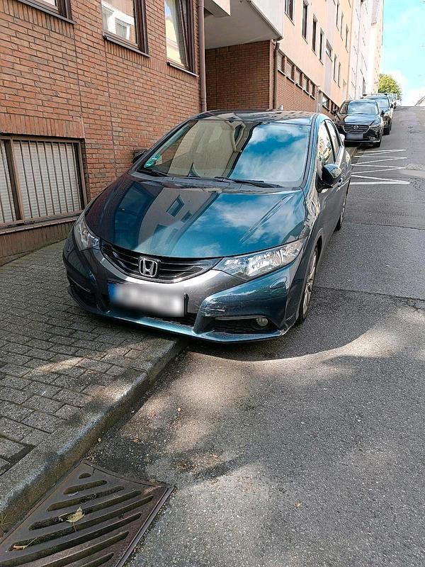 Gebraucht Honda Civic 99 PS (72 kW) 2014 Blau Limousine